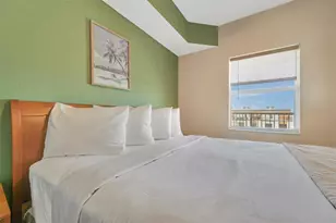 11605 Gulf Blvd, Treasure Island, FL 33706 - Photo 51