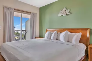 11605 Gulf Blvd, Treasure Island, FL 33706 - Photo 39