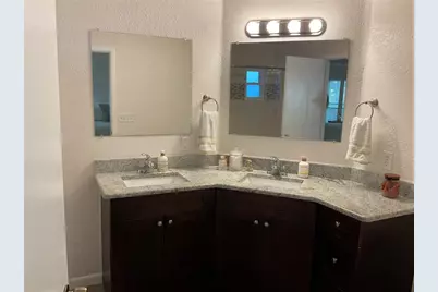 4403 Willowrun Lane, Tampa, FL 33624 - Photo 17