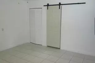 5901 28th St N, Saint Petersburg, FL 33714 - Photo 7