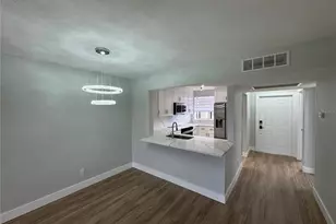 2017 Skimmer Ct W, Clearwater, FL 33762 - Photo 5