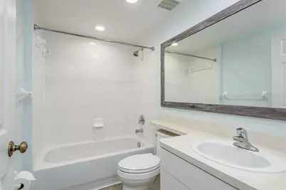 1200 Country Club Drive #4202, Largo, FL 33771 - Photo 29