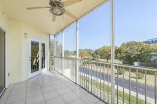 1200 Country Club Dr, Largo, FL 33771 - Photo 31