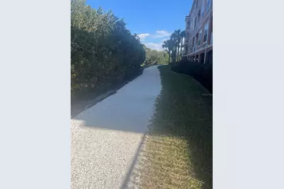 5000 Culbreath Key Way #9-112, Tampa, FL 33611 - Photo 3