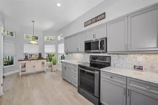 1527 Woodstream Dr, Oldsmar, FL 34677 - Photo 21