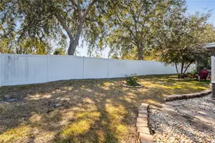 31814 Blythewood Way, Wesley Chapel, FL 33543 - Photo 39