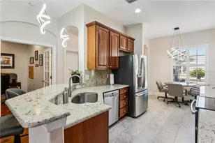 31814 Blythewood Way, Wesley Chapel, FL 33543 - Photo 9