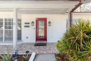 7008 Mintwood Ct, Tampa, FL 33615 - Photo 5