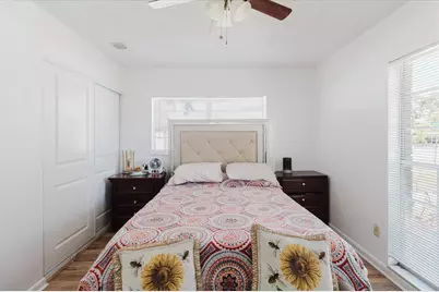 7008 Mintwood Court, Tampa, FL 33615 - Photo 11