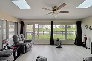 7497 Heather Walk Dr, Weeki Wachee, FL 34613 - Photo 23