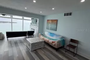 7200 Sunshine Skyway Ln S, Saint Petersburg, FL 33711 - Photo 3