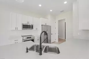 430 Mercedes Ct, Lehigh Acres, FL 33972 - Photo 15