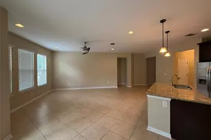 4939 Rolling Green Dr, Wesley Chapel, FL 33543 - Photo 7