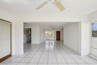 2321 Premier Drive S, Gulfport, FL 33707 - Photo 25