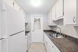 4948 Getner St, New Port Richey, FL 34652 - Photo 9