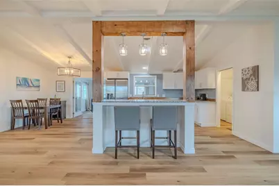 143 E Saint Annes Cir, Apollo Beach, FL 33572 - Photo 9