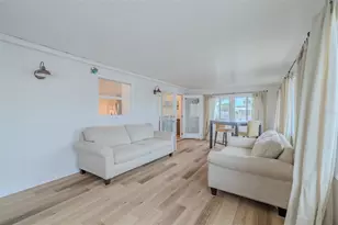 143 E St Annes Cir, Apollo Beach, FL 33572 - Photo 21