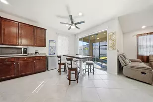 18930 Willowmore Cedar Dr, Lutz, FL 33558 - Photo 17