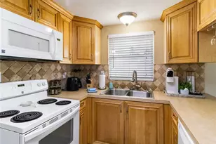 5312 39th Ave W, Bradenton, FL 34209 - Photo 17