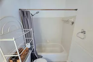 1323 83rd Ave N, Saint Petersburg, FL 33702 - Photo 27