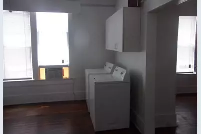 351 1st Street NE, Saint Petersburg, FL 33701 - Photo 13