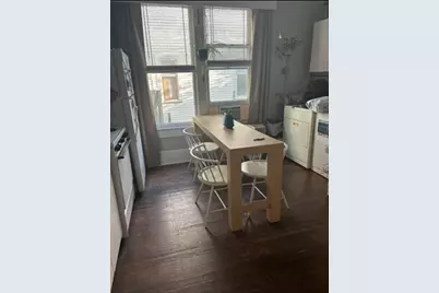 351 1st Street NE, Saint Petersburg, FL 33701 - Photo 5