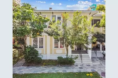 351 1st Street NE, Saint Petersburg, FL 33701 - Photo 3