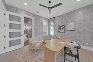 419 Bayview Dr NE, Saint Petersburg, FL 33704 - Photo 47
