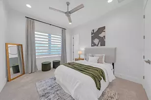 419 Bayview Dr NE, Saint Petersburg, FL 33704 - Photo 43