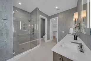 419 Bayview Dr NE, Saint Petersburg, FL 33704 - Photo 31