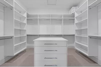 419 Bayview Drive NE, Saint Petersburg, FL 33704 - Photo 37