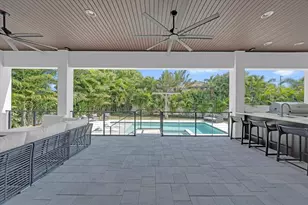 419 Bayview Dr NE, Saint Petersburg, FL 33704 - Photo 53