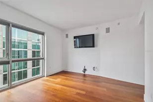 111 N 12th St, Tampa, FL 33602 - Photo 25