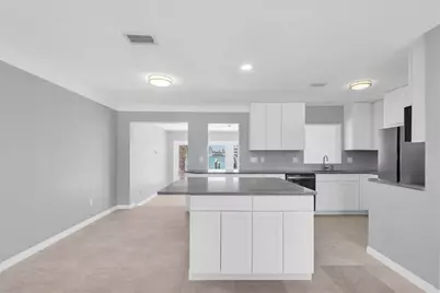 9020 Gulf Boulevard, Saint Pete Beach, FL 33706 - Photo 11