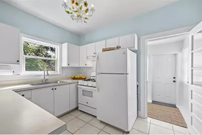 710 32nd Avenue N, Saint Petersburg, FL 33704 - Photo 13