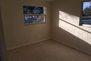 10713 McIntosh Rd, Thonotosassa, FL 33592 - Photo 5