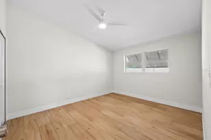 24 Dolphin Dr, Treasure Island, FL 33706 - Photo 53