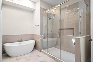 24 Dolphin Dr, Treasure Island, FL 33706 - Photo 45