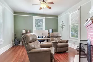 210 N Grosse Ave, Tarpon Springs, FL 34689 - Photo 7