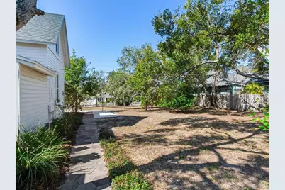 210 N Grosse Avenue, Tarpon Springs, FL 34689 - Photo 43