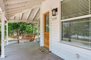 210 N Grosse Ave, Tarpon Springs, FL 34689 - Photo 11
