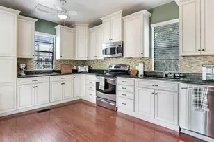 210 N Grosse Ave, Tarpon Springs, FL 34689 - Photo 5