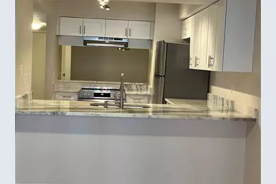 3002 W Cleveland Street #B4, Tampa, FL 33609 - Photo 3