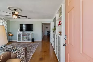 5300 6th St S, Saint Petersburg, FL 33705 - Photo 11