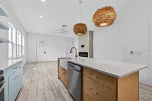 611 24th Ave N, Saint Petersburg, FL 33704 - Photo 11