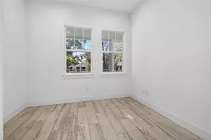 611 24th Ave N, Saint Petersburg, FL 33704 - Photo 19