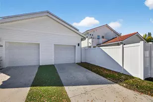 611 24th Ave N, Saint Petersburg, FL 33704 - Photo 33