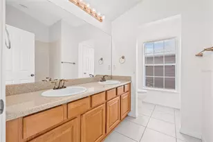 5176 6th St N, Saint Petersburg, FL 33703 - Photo 25