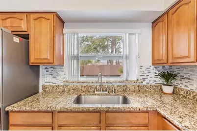 10520 Winrock Place, Tampa, FL 33624 - Photo 7