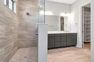 13022 Sanctuary Village Ln, Tampa, FL 33624 - Photo 51